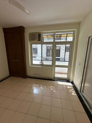 Balcony in 3 BHK Builder Floor at Sector 21 – for Rent