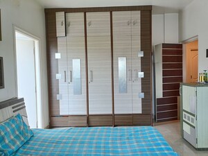 Master Bedroom in 2 BHK Apartment at Kumar Aangan, Yerawada – for Rent