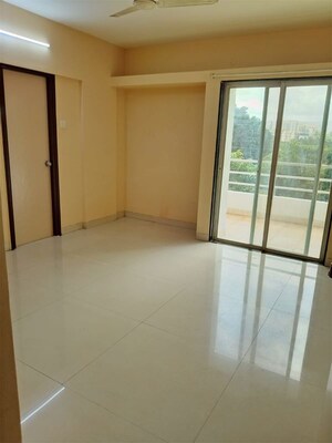 Room in 3 BHK Apartment at Vishwakarma Vedant, Undri – for Rent