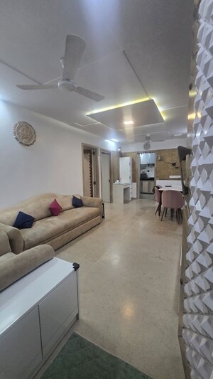 3 BHK Apartment For Rent in Kalpataru Neelambar, Peddar Road
