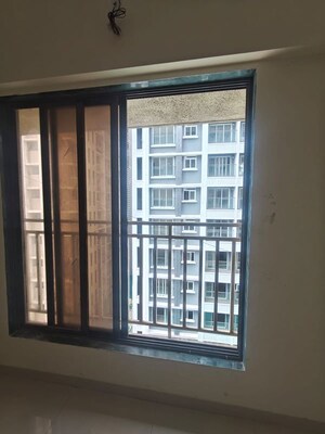 Room in 1 BHK Apartment at Samarth Enclave, Andheri East – for Rent