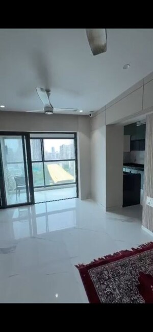 2 BHK Apartment For Rent in Level The Residences, Andheri West
