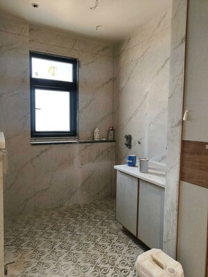 Bathroom in 3 BHK Builder Floor at Palam Vihar Residents Association, Palam Vihar – for Rent