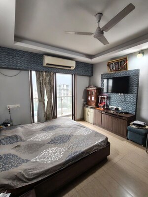 Bedroom in 3 BHK Apartment at HDIL Metropolis Residences, Andheri West – for Rent