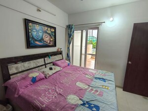 Bedroom in 2 BHK Apartment at Magarpatta Sylvania, Hadapsar – for Rent