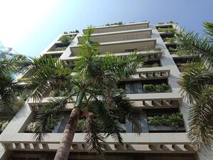  Office Space – Exterior View View at Ceejay House, Worli - for Rent
