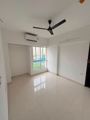 2 BHK Apartment For Sale in Lodha Amara, Kolshet Road