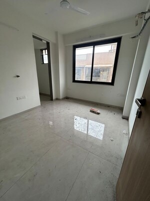 Room in 3 BHK Apartment at Ambawadi – for Rent