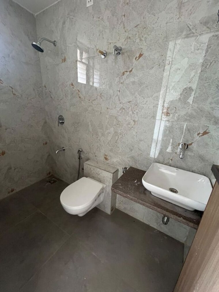 Bathroom, ambawadi 3 Bedroom 1850 Sq.Ft. Apartment In Ambawadi Ahmedabad 10623893