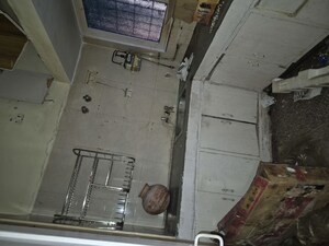Kitchen/pantry in 1.5 BHK Apartment at Mayur Vihar – for Rent