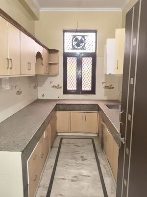 Kitchen in 2 BHK Independent House at RWA Apartments Sector 52, Sector 52 – for Rent