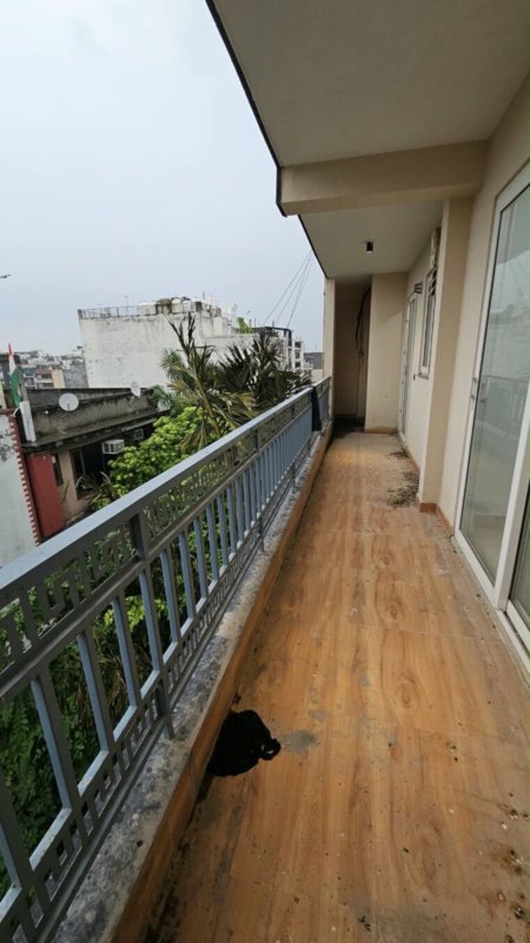 Balcony, saket 3 Bedroom 1500 Sq.Ft. Builder Floor In Saket Delhi 10623940