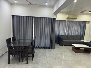 Team Area in 3 BHK Apartment at Sola – for Sale
