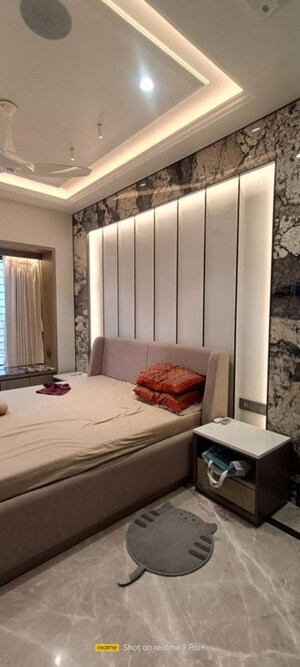 Bedroom in 3 BHK Apartment at K Raheja Raheja Classique, Andheri West – for Rent