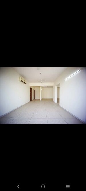 Room in 5 BHK Apartment at JP Iscon Platinum, Bopal – for Rent
