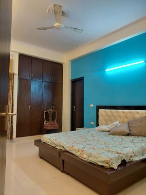Bedroom in 4 BHK Villa at Sector 46 – for Rent