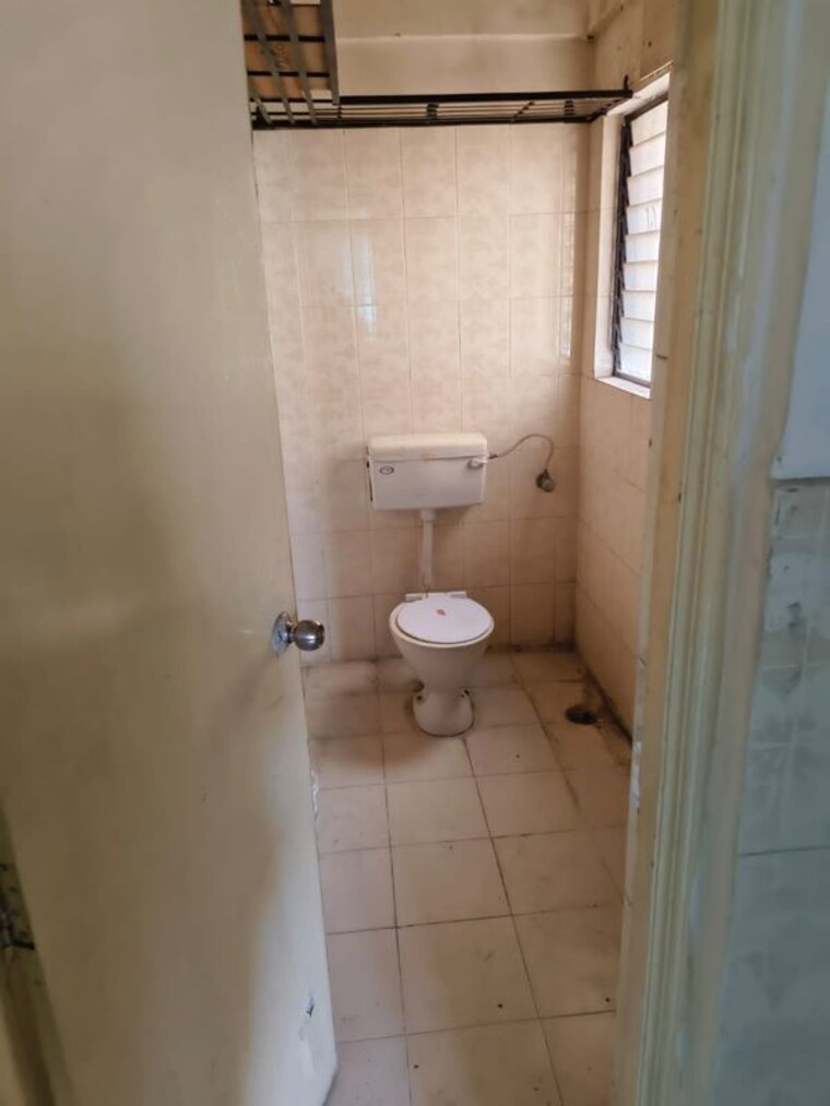 Bathroom, ukt-undri-city-centre Commercial Shop 400 Sq.Ft. In Undri Pune 10624037