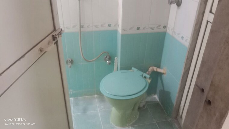 Bathroom, shree-drushti 1 Bedroom 450 Sq.Ft. Apartment In Ghodbunder Road Thane 10624033