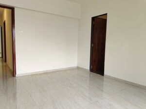 Room in 2 BHK Apartment at Jiten Apartment, Andheri West – for Sale