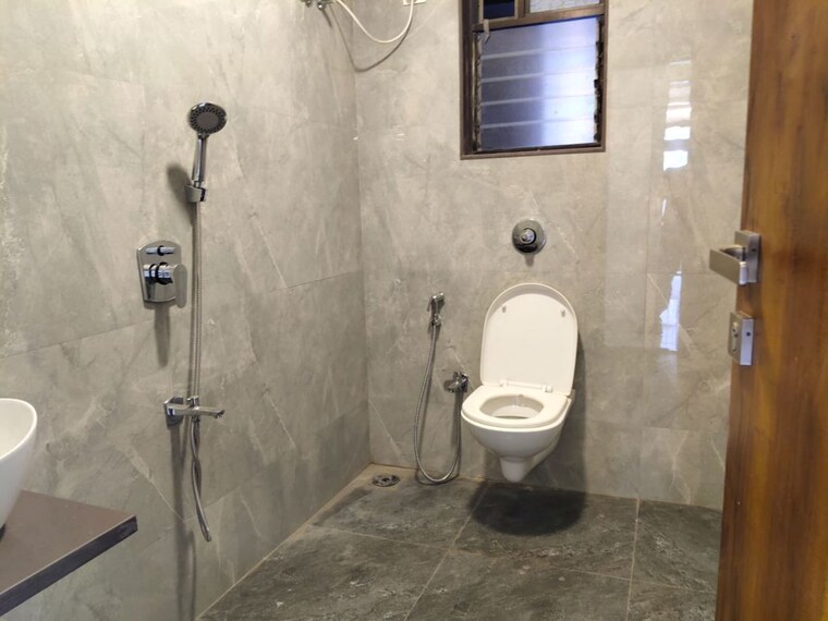 Bathroom, jiten-apartment 2 Bedroom 640 Sq.Ft. Apartment In Andheri West Mumbai 10624049