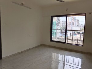 Room in 2 BHK Apartment at Jiten Apartment, Andheri West – for Sale