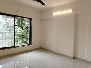 Room in 2 BHK Apartment at Jiten Apartment, Andheri West – for Sale
