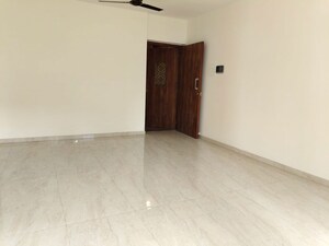 Room in 2 BHK Apartment at Jiten Apartment, Andheri West – for Sale