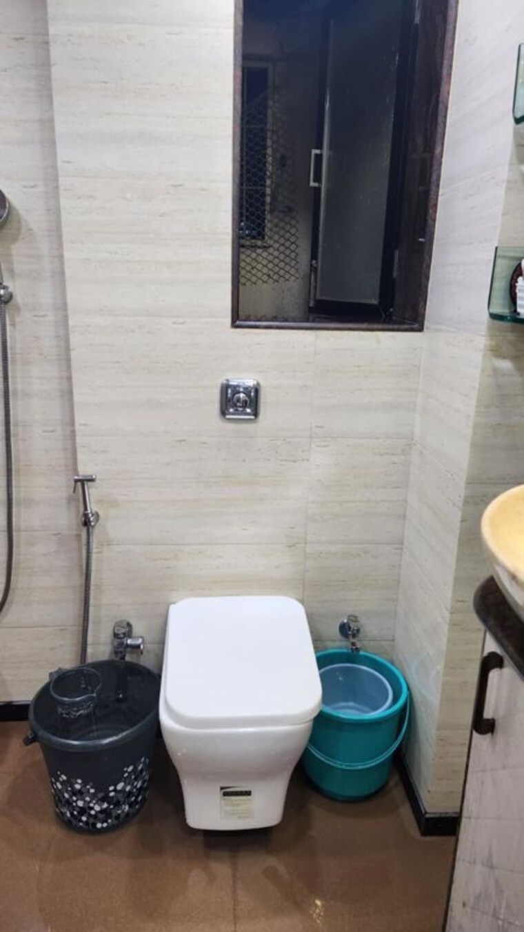 Bathroom, prabhadevi 1 Bedroom 260 Sq.Ft. Apartment In Prabhadevi Mumbai 10624063