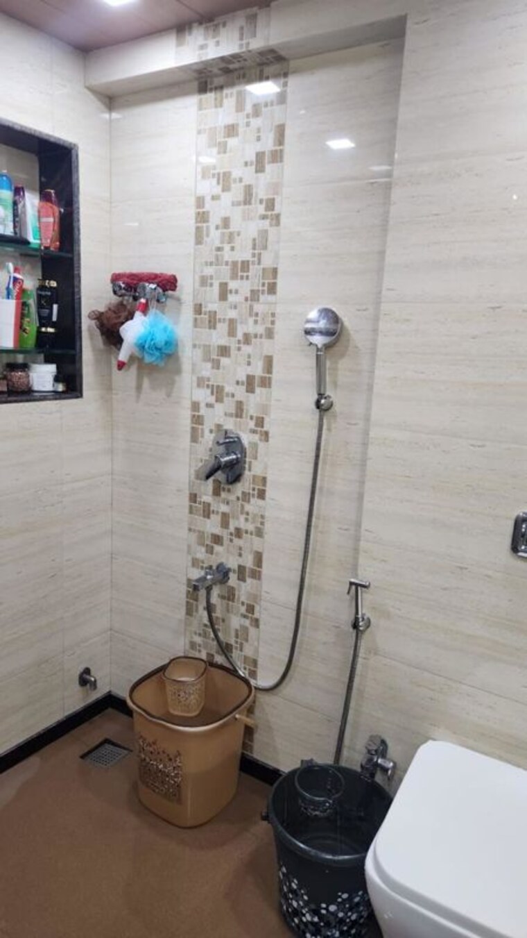Bathroom, prabhadevi 1 Bedroom 260 Sq.Ft. Apartment In Prabhadevi Mumbai 10624063