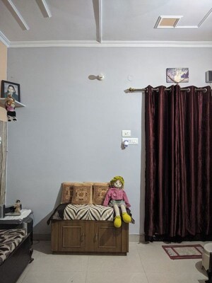 Furnished Amenities in  Pg at Vibhuti Khand – for Rent