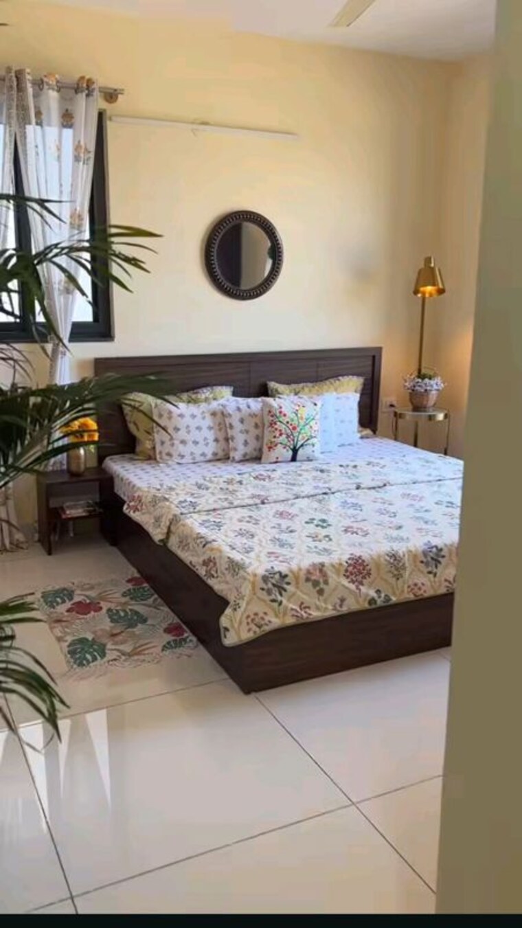Bedroom, vibhuti khand Pg For Girls In Vibhuti Khand 10624127