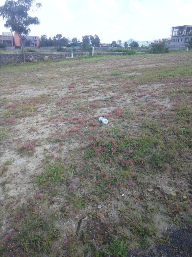 Garden, eros-lakewood-city  1140 Sq.Yd. Plot In Suraj Kund Faridabad 10624130