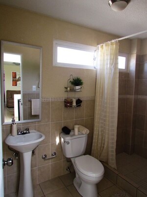 Bathroom in  Pg at Vineet Khand 6 – for Rent