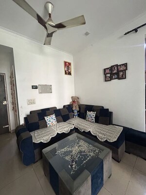 Living Room in  Pg at Vineet Khand 6 – for Rent