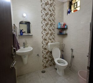 Bathroom in  Pg at Vineet Khand 6 – for Rent