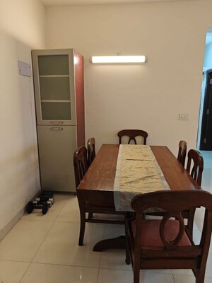 Team Area in 2 BHK Apartment at Sector 88 – for Rent