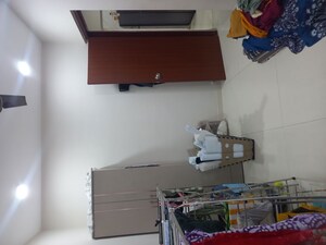 Furnished Amenities in 1 BHK Apartment at Dadar West – for Rent