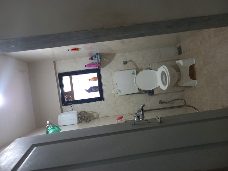 Bathroom, dadar west 1 Bedroom 700 Sq.Ft. Apartment In Dadar West Mumbai 10624165