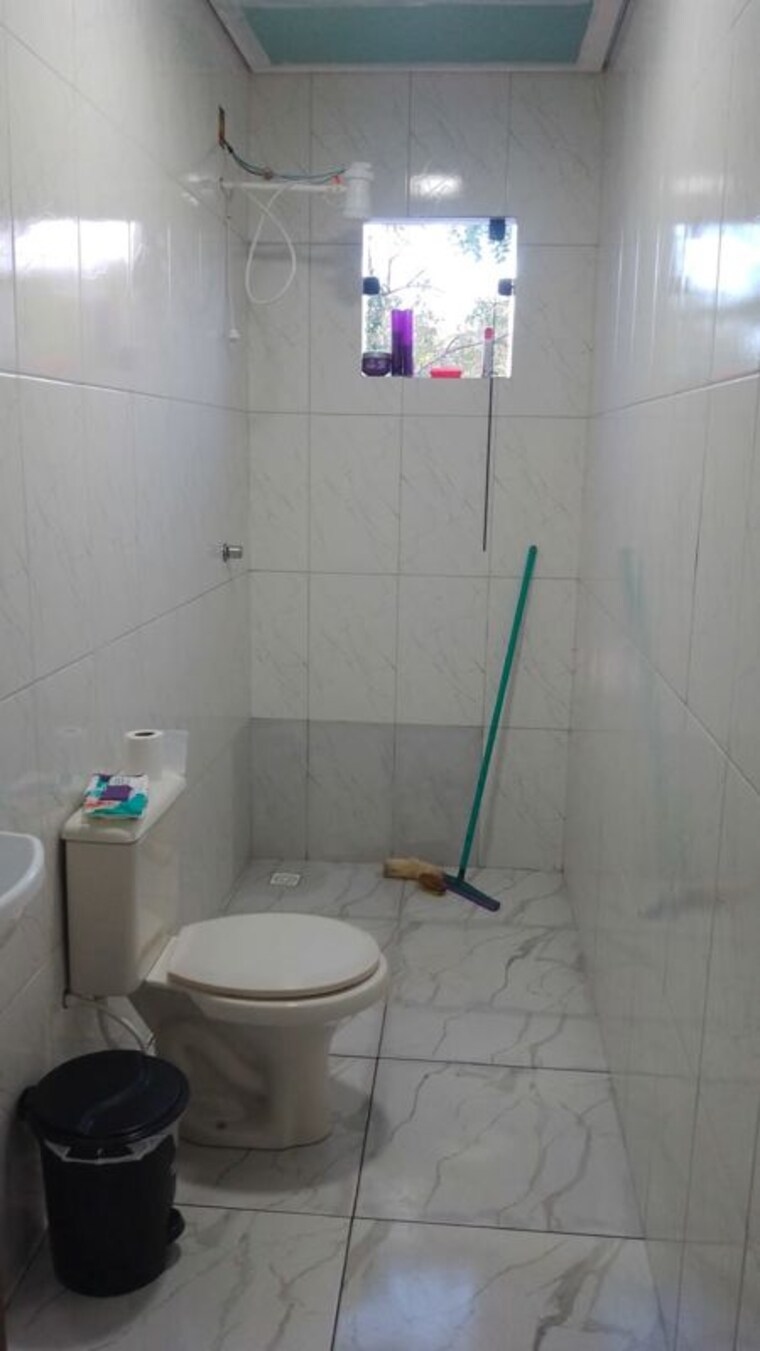 Bathroom, vinay khand 1 Pg For Girls In Vinay Khand 1 10624171