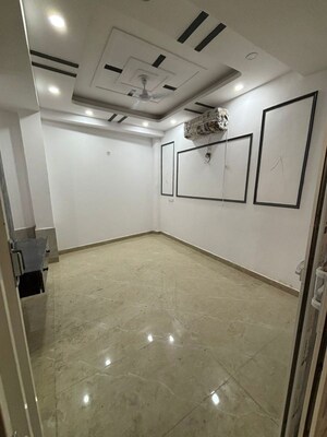 Bathroom in 1 RK Apartment at Neb Sarai – for Rent
