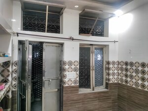 Room in  Builder Floor at Pahar Ganj – for Sale