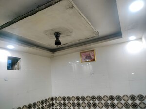   Builder Floor at Pahar Ganj – for Sale