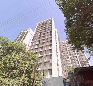  Apartment For Sale in Chembur