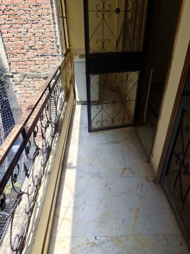 Balcony, neb sarai 2 Bedroom 450 Sq.Ft. Apartment In Neb Sarai Delhi 10624246