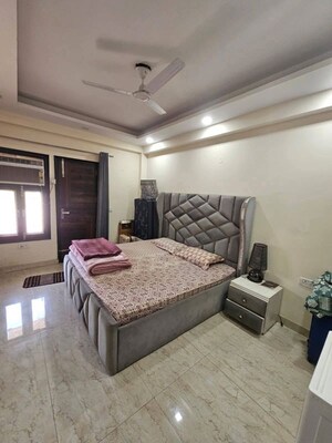 Bedroom in 2 BHK Builder Floor at Sector 56 – for Rent