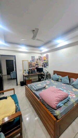 Bedroom in 2 BHK Builder Floor at Sector 56 – for Rent