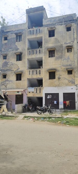  Apartment For Sale in Madhuban Bapudham