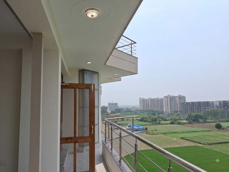 undefined, motia-citi-royal-business-park 4 Bedroom 3100 Sq.Ft. Apartment In Ambala Highway Zirakpur 10624278