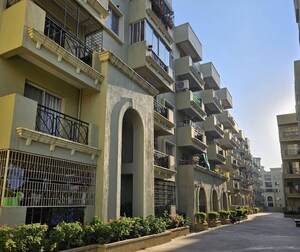  Apartment For Sale in Mantana Kurchi