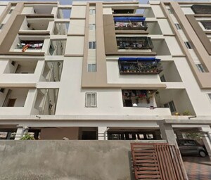  Apartment For Sale in Peerzadiguda